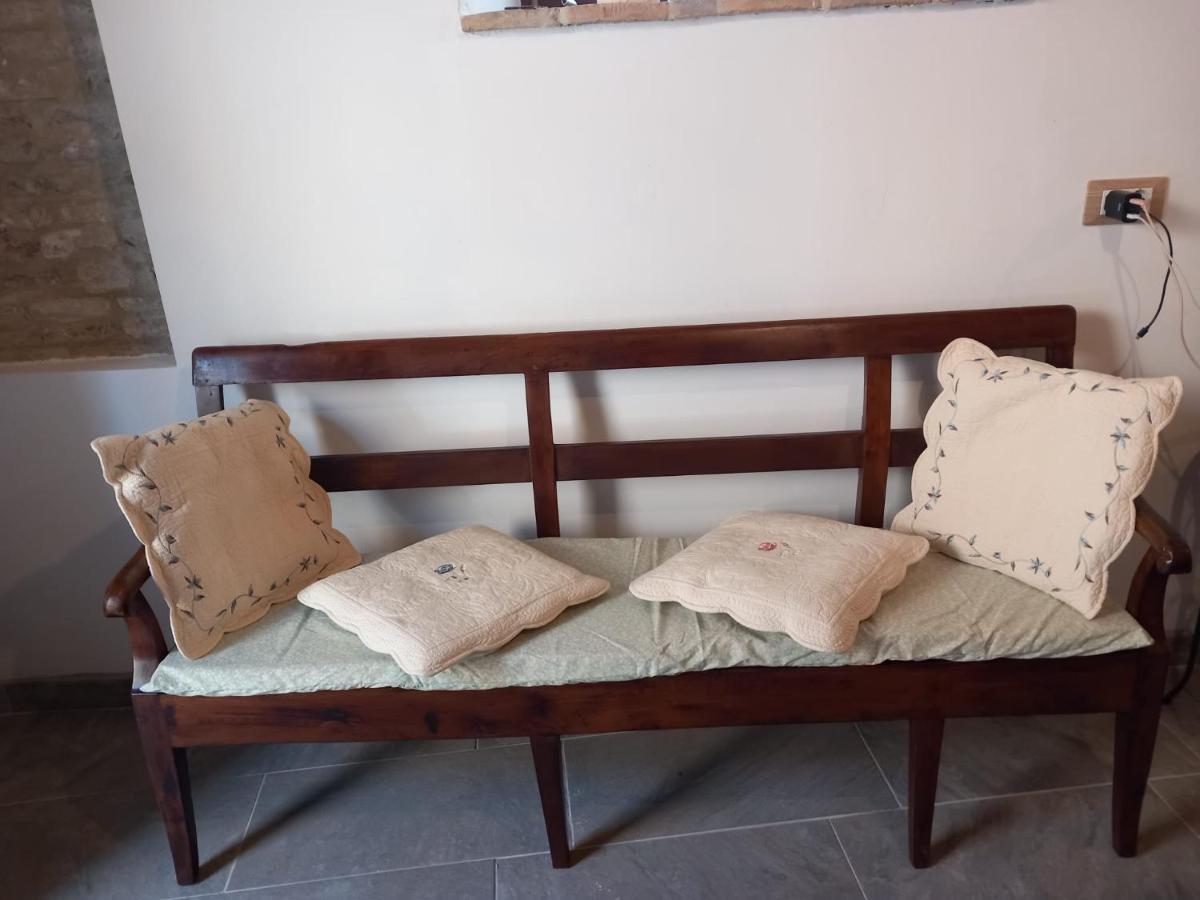 Casa Borgo Fonte Villa Castelleone di Suasa Buitenkant foto
